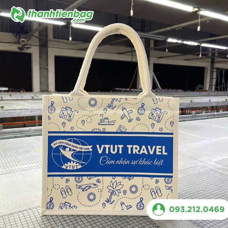 mẫu tui vải tour du lịch